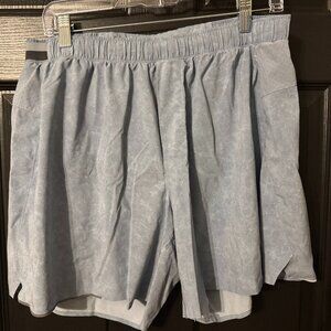 EUC Mens Lululemon Athleisure Shorts Light Blue Gray Large